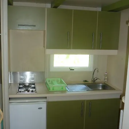 Camping Village L'apamee Кемпинг