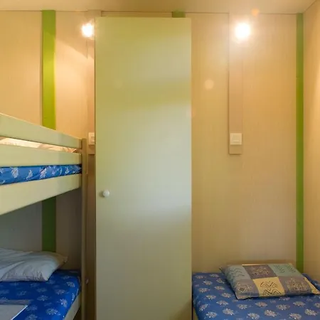 Camping Village L'apamee Кемпинг Памье