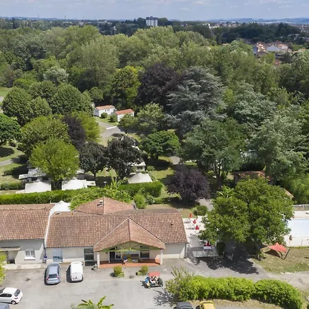 Camping Village L'apamée 3*