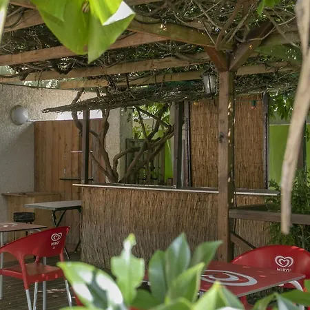 Кемпинг Camping Village L'apamee