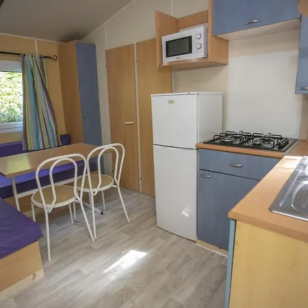 Camping Village L'apamée 3* Pamiers