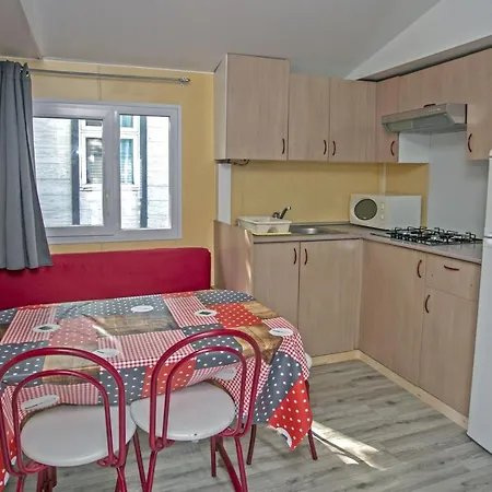 Camping Village L'apamee 3*